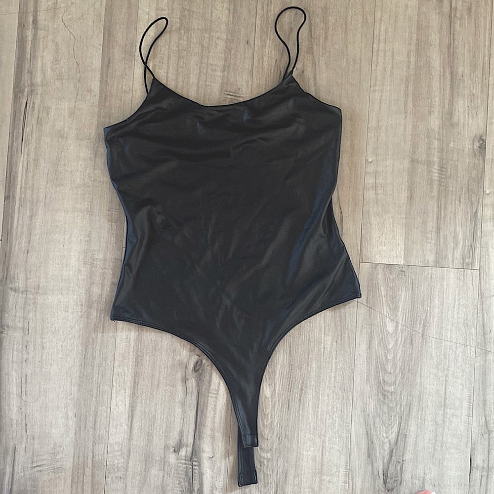 Fashionnova black  bodysuit